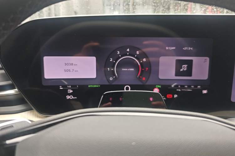 Used Audi Q5L 2026 150kW Smart Hybrid Luxury Edition Odometer Close Up
