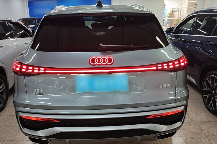 Used Audi Q5L 2026 150kW Smart Hybrid Luxury Edition Rear