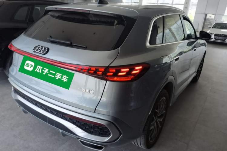 Used Audi Q5L 2026 150kW Smart Hybrid Luxury Edition Rear Right 45 Deg