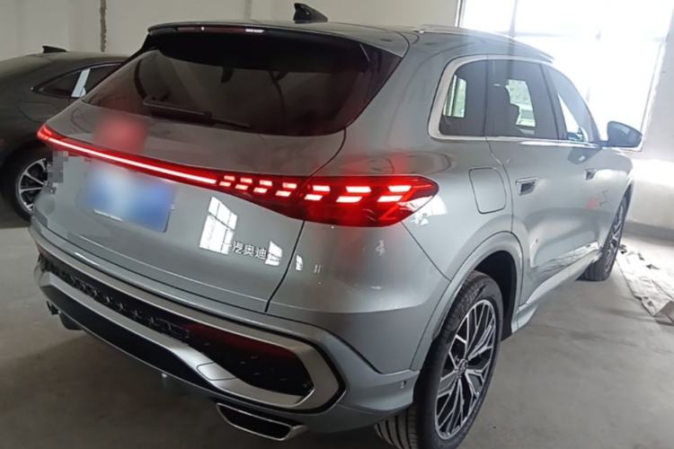 Used Audi Q5L 2026 150kW Smart Hybrid Luxury Edition Rear Right 45 Deg