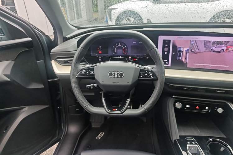 Used Audi Q5L 2026 150kW Smart Hybrid Luxury Edition Steering Wheel