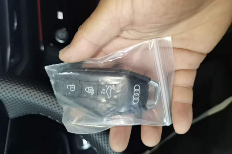 Used Audi Q5L 2026 150kW Smart Hybrid Luxury Edition Vehicle Key
