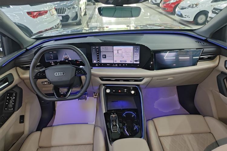 Used Audi Q5L 2026 150kW Smart Hybrid Luxury Edition Center Console
