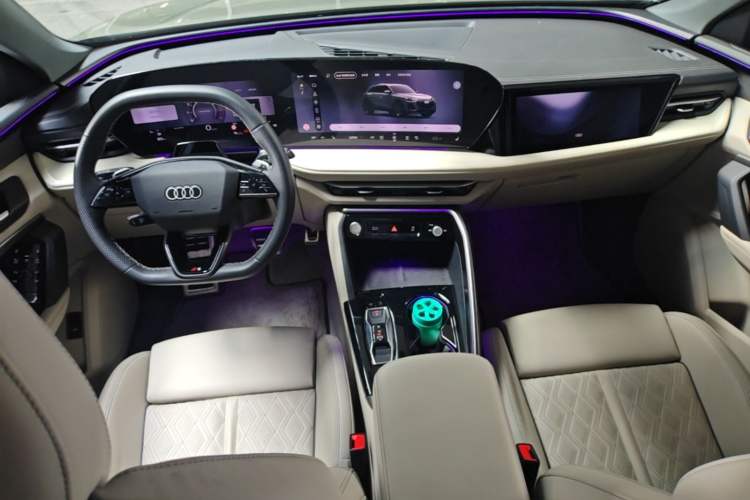 Used Audi Q5L 2026 150kW Smart Hybrid Luxury Edition Center Console