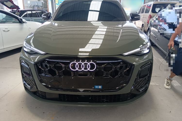 Used Audi Q5L 2026 Model Range: Intelligent Hybrid Premium Edition Front