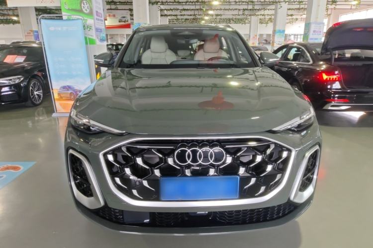 Used Audi Q5L 2026 150kW Smart Hybrid Luxury Edition Front