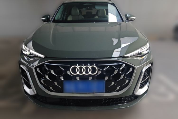Used Audi Q5L 2026 150kW Smart Hybrid Luxury Edition Front