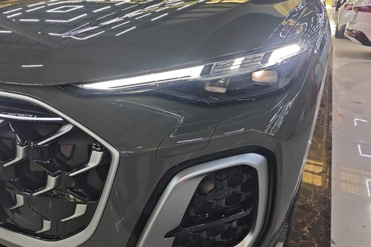 Used Audi Q5L 2026 150kW Smart Hybrid Luxury Edition Left Front Headlight