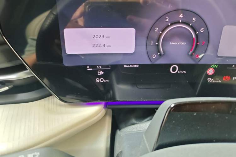 Used Audi Q5L 2026 150kW Smart Hybrid Luxury Edition Odometer Close Up