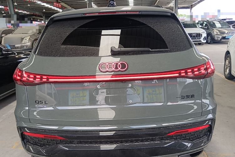 Used Audi Q5L 2026 Model Range: Intelligent Hybrid Premium Edition Rear