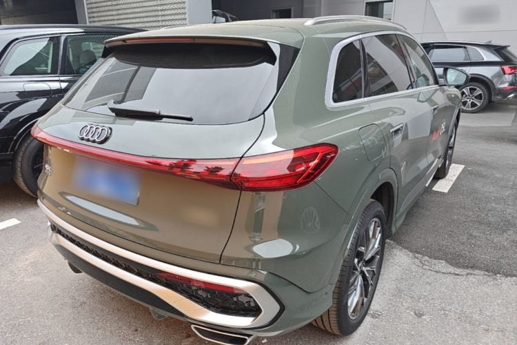 Used Audi Q5L 2026 150kW Smart Hybrid Luxury Edition Rear Right 45 Deg
