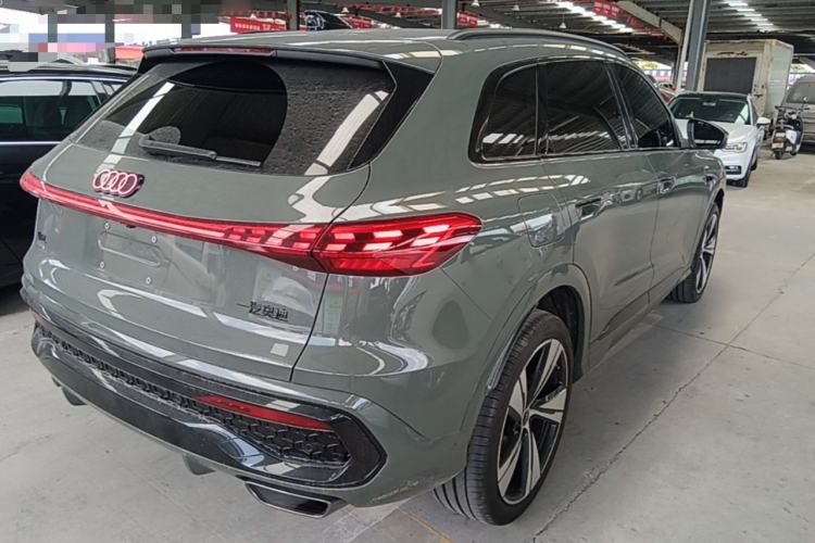 Used Audi Q5L 2026 Model Range: Intelligent Hybrid Premium Edition Rear Right 45 Deg
