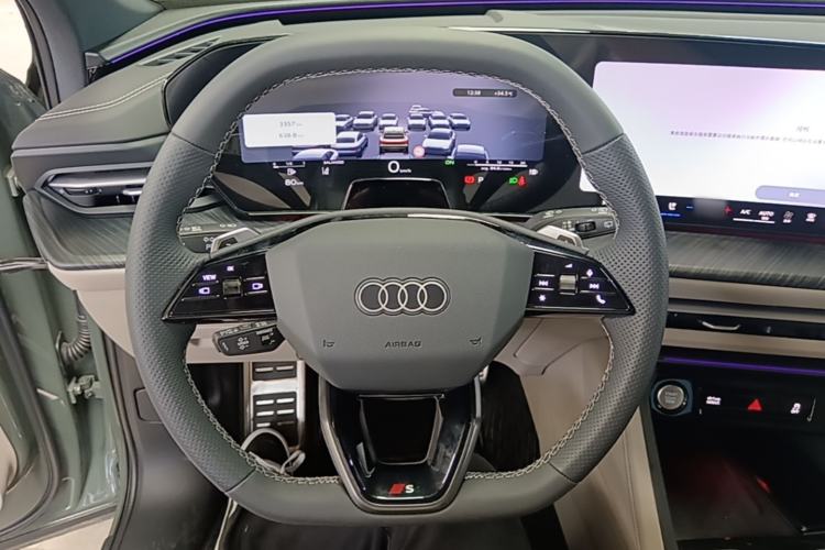 Used Audi Q5L 2026 Model Range: Intelligent Hybrid Premium Edition Steering Wheel
