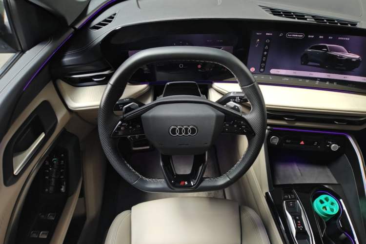 Used Audi Q5L 2026 150kW Smart Hybrid Luxury Edition Steering Wheel