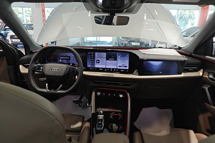 Used Audi Q5L 2026 150kW Smart Hybrid Luxury Edition Center Console