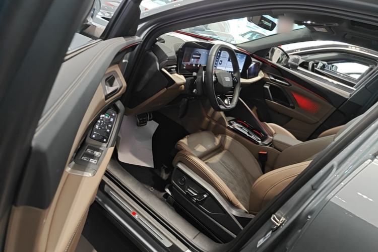 Used Audi Q5L 2026 150kW Smart Hybrid Luxury Edition Driver Seat