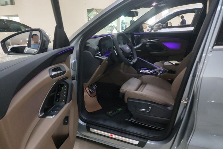 Used Audi Q5L 2026 150kW Smart Hybrid Luxury Edition Driver Seat