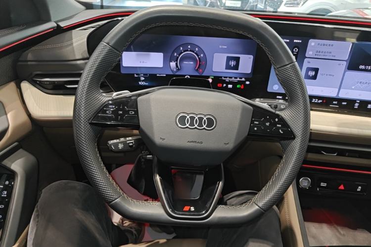 Used Audi Q5L 2026 150kW Smart Hybrid Luxury Edition Steering Wheel