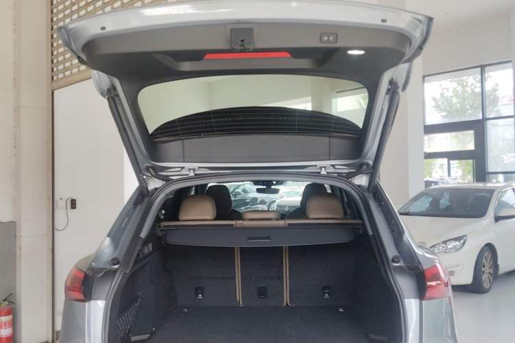 Used Audi Q5L 2026 150kW Smart Hybrid Luxury Edition Trunk