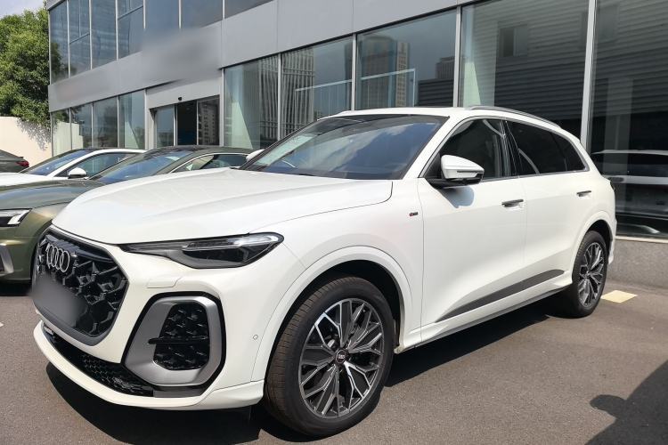 Used Audi Q5L 2026 Model Range: Exclusive Edition for 10 Million Users Guazi used car, China used car export, Used car for sale, Used cars, Cheapest cars for sale