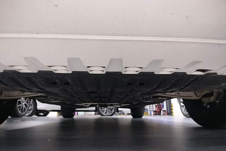 Used Audi Q5L 2026 Model Range: Exclusive Edition for 10 Million Users Chassis Front