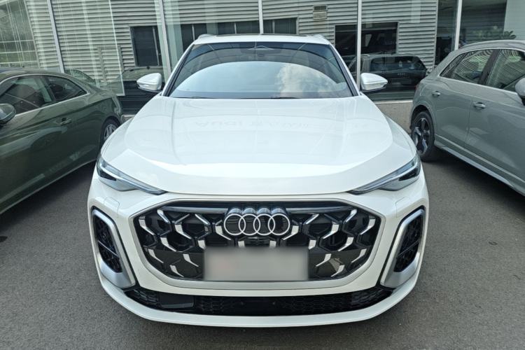 Used Audi Q5L 2026 Model Range: Exclusive Edition for 10 Million Users Front