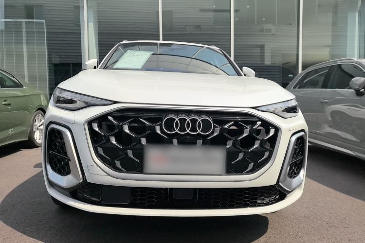 Used Audi Q5L 2026 Model Range: Exclusive Edition for 10 Million Users Front