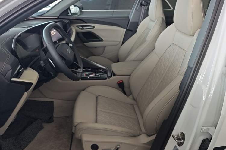 Used Audi Q5L 2026 150kW Smart Hybrid Luxury Edition Left Front Seat