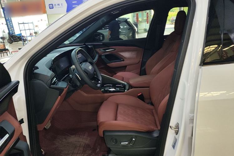 Used Audi Q5L 2026 Model Range: Intelligent Hybrid Premium Edition Left Front Seat