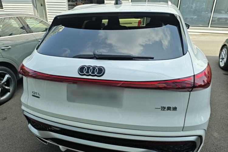 Used Audi Q5L 2026 Model Range: Exclusive Edition for 10 Million Users Rear