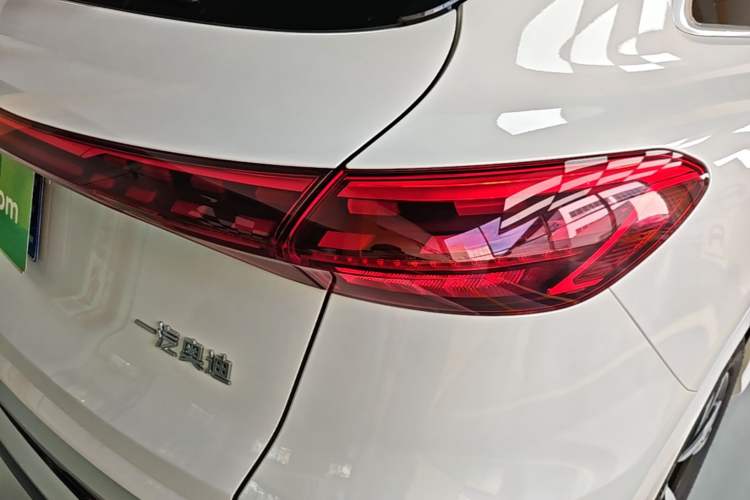 Used Audi Q5L 2026 150kW Smart Hybrid Luxury Edition Right Rear Taillight