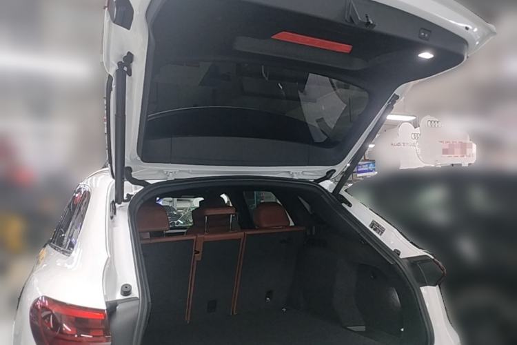 Used Audi Q5L 2026 Model Range: Exclusive Edition for 10 Million Users Trunk
