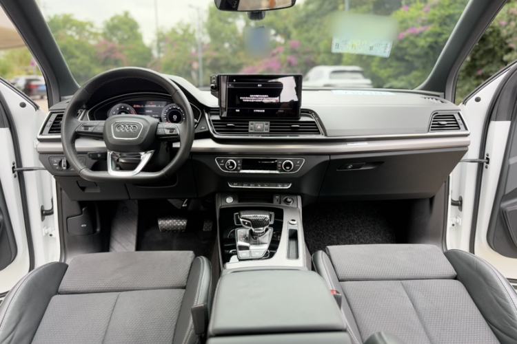 Used Audi Q5L Sportback 2021 40 TFSI Luxury Edition Interior 12