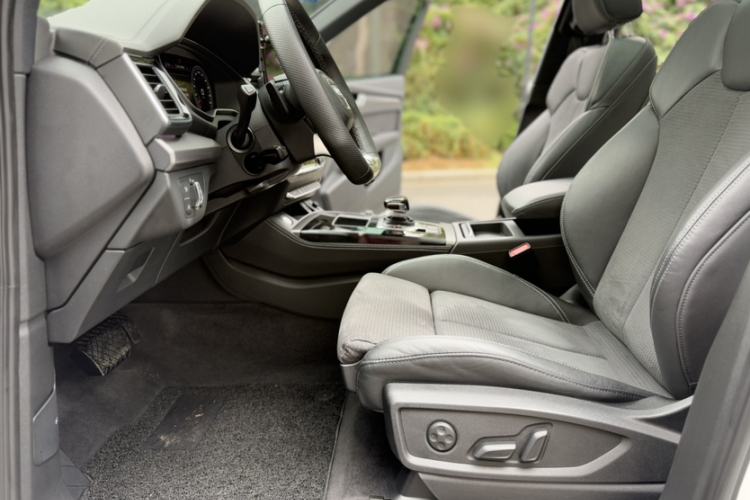 Used Audi Q5L Sportback 2021 40 TFSI Luxury Edition Interior 2