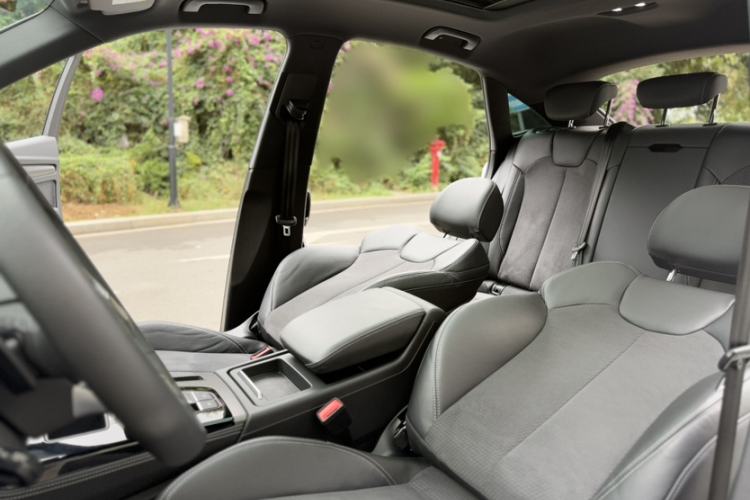 Used Audi Q5L Sportback 2021 40 TFSI Luxury Edition Interior 5