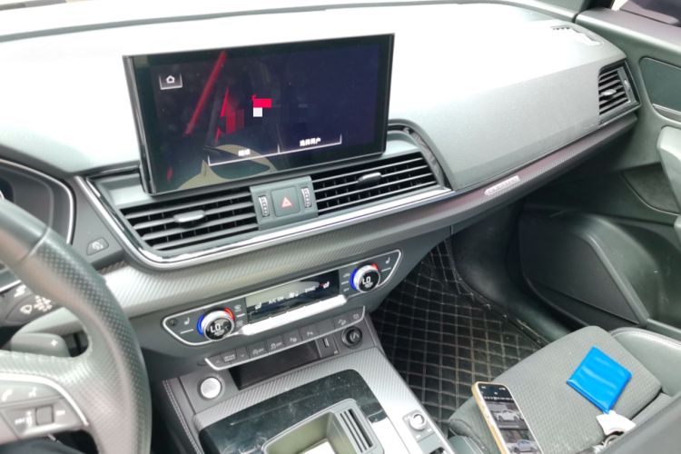 Used Audi Q5L Sportback 2021 40 TFSI Luxury Edition Audio And AC Panel