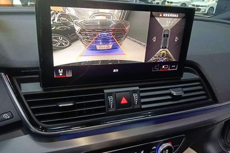 Used Audi Q5L Sportback 2021 40 TFSI Fashion Model Audio And AC Panel