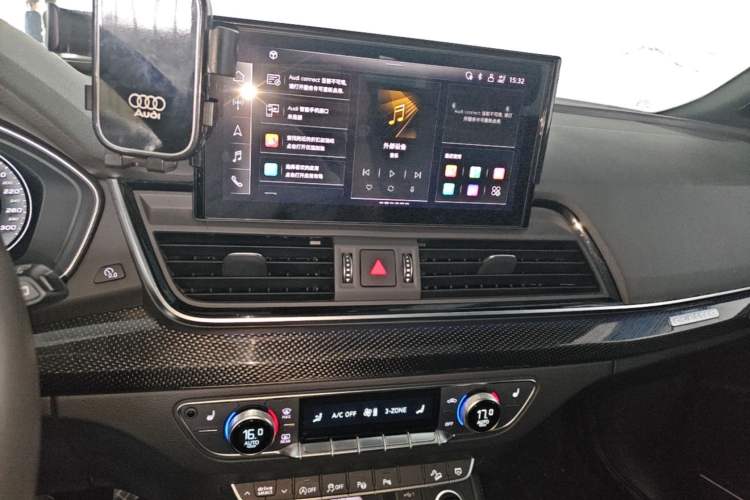 Used Audi Q5L Sportback 2021 45 TFSI Prestige Edition Audio And AC Panel