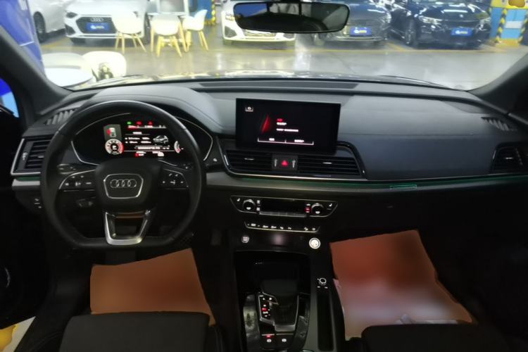 Used Audi Q5L Sportback 2021 40 TFSI Luxury Edition Center Console