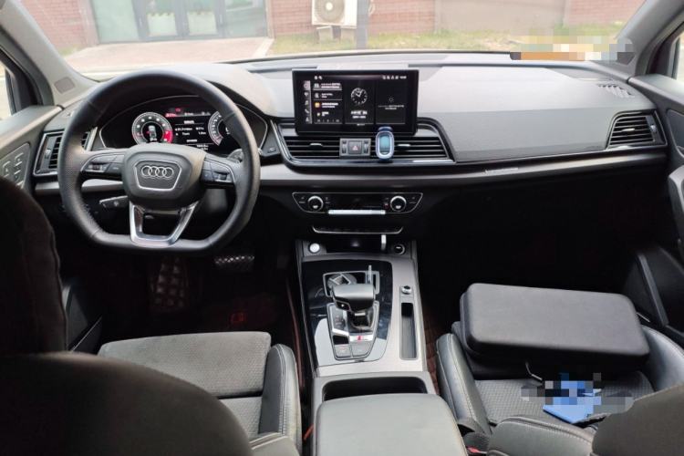 Used Audi Q5L Sportback 2021 45 TFSI Luxury Edition Center Console