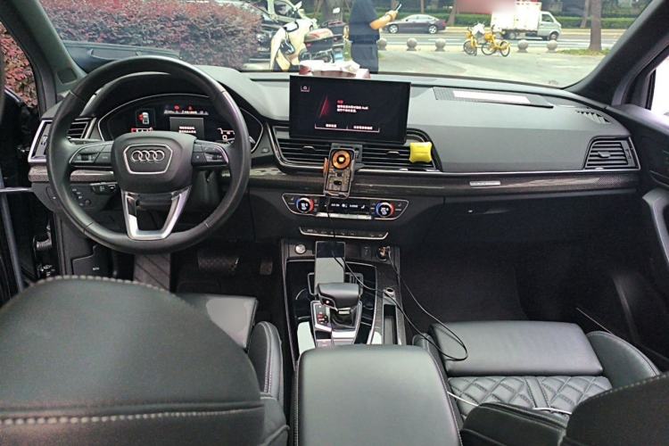 Used Audi Q5L Sportback 2021 45 TFSI Prestige Edition Center Console