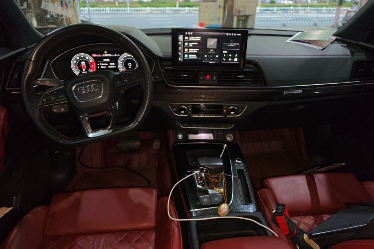 Used Audi Q5L Sportback 2021 40 TFSI Fashion Model Center Console