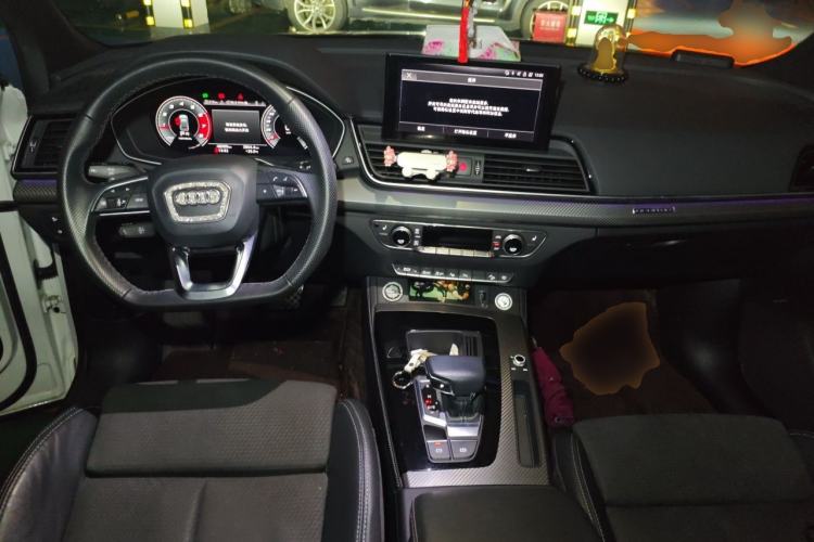 Used Audi Q5L Sportback 2021 40 TFSI Luxury Edition Center Console