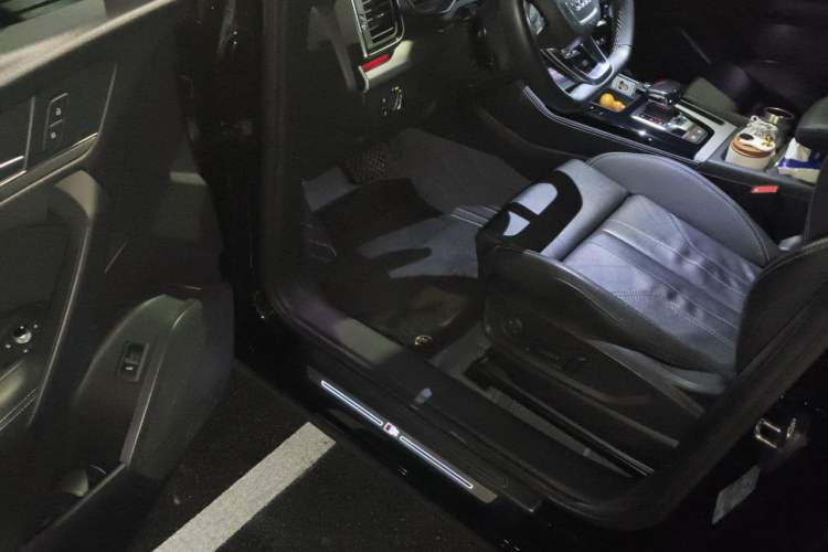 Used Audi Q5L Sportback 2021 40 TFSI Fashion Model Driver Seat