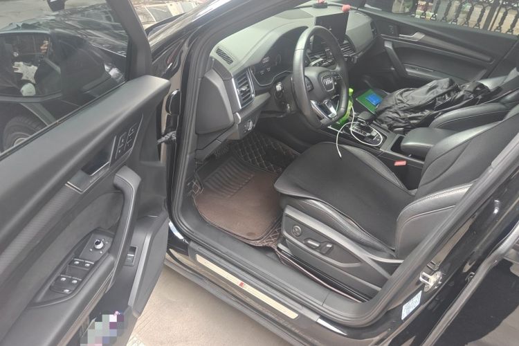 Used Audi Q5L Sportback 2021 40 TFSI Luxury Edition Driver Seat