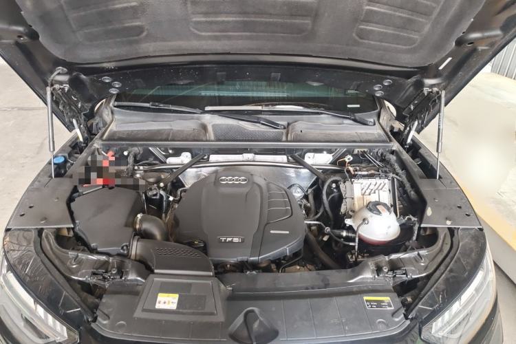 Used Audi Q5L Sportback 2021 45 TFSI Luxury Edition Engine Bay