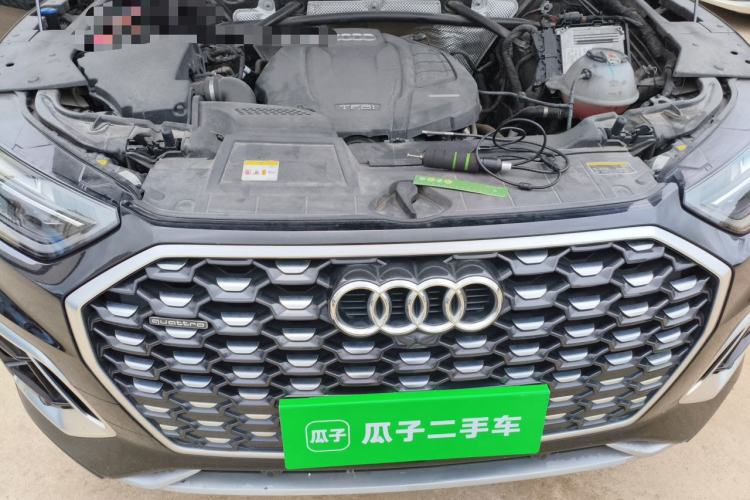 Used Audi Q5L Sportback 2021 40 TFSI Fashion Model Engine Bay
