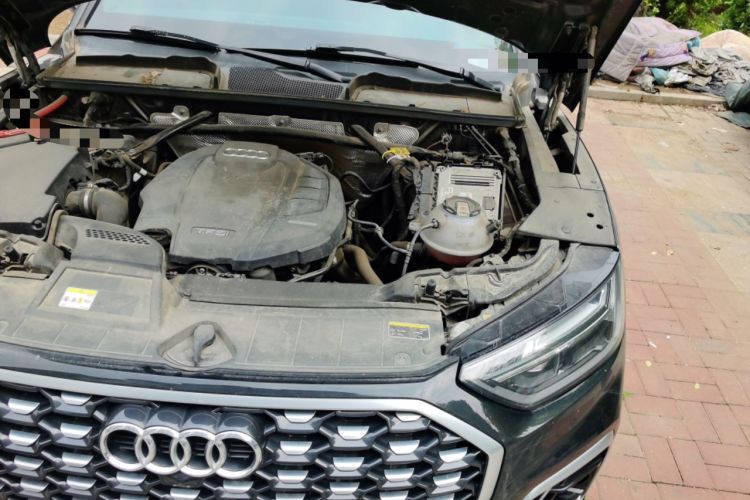 Used Audi Q5L Sportback 2021 40 TFSI Luxury Edition Engine Bay Left
