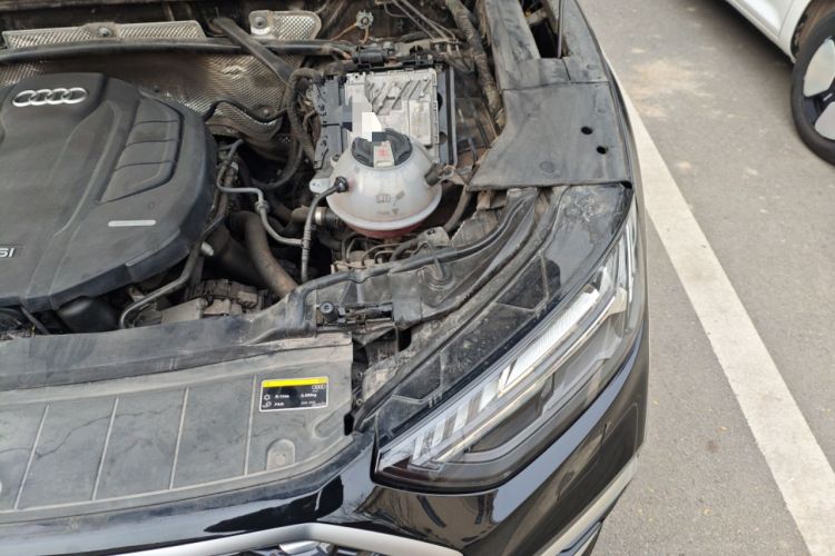 Used Audi Q5L Sportback 2021 45 TFSI Luxury Edition Engine Bay Left