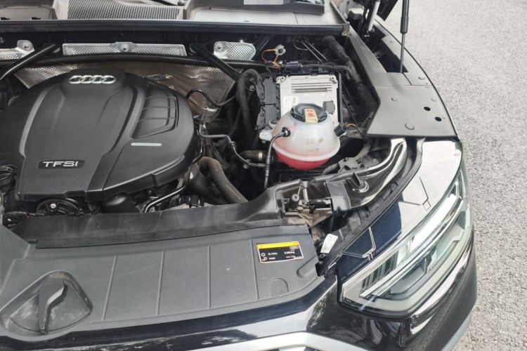 Used Audi Q5L Sportback 2021 40 TFSI Luxury Edition Engine Bay Left